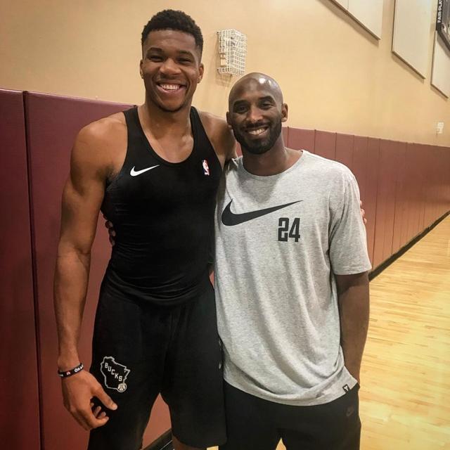 边后卫的高 边后卫的高