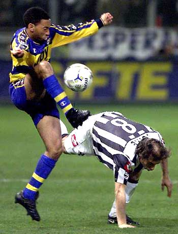 破密集防守 破密集防守